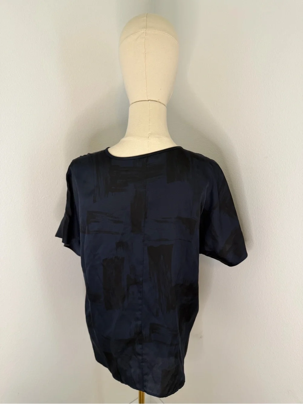 Eileen Fisher Midnight Navy Short-Sleeve Split-Neck Blouse Cotton‎ / Silk XXS - Picture 5 of 5
